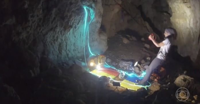Cum arată femeia care a stat 500 de zile izolată într-o peșteră, la 70 de metri sub pământ - VIDEO