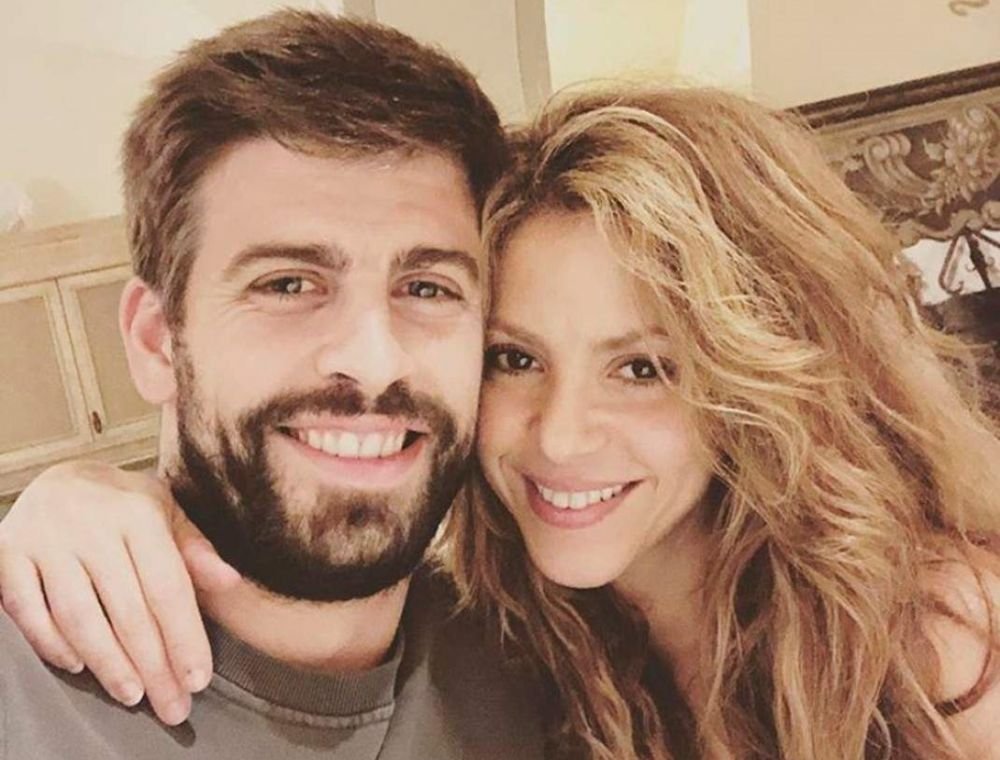 Gestul pe care l-a făcut Shakira pentru Gerard Pique, când era în avion: „L-am întrebat pe pilot”