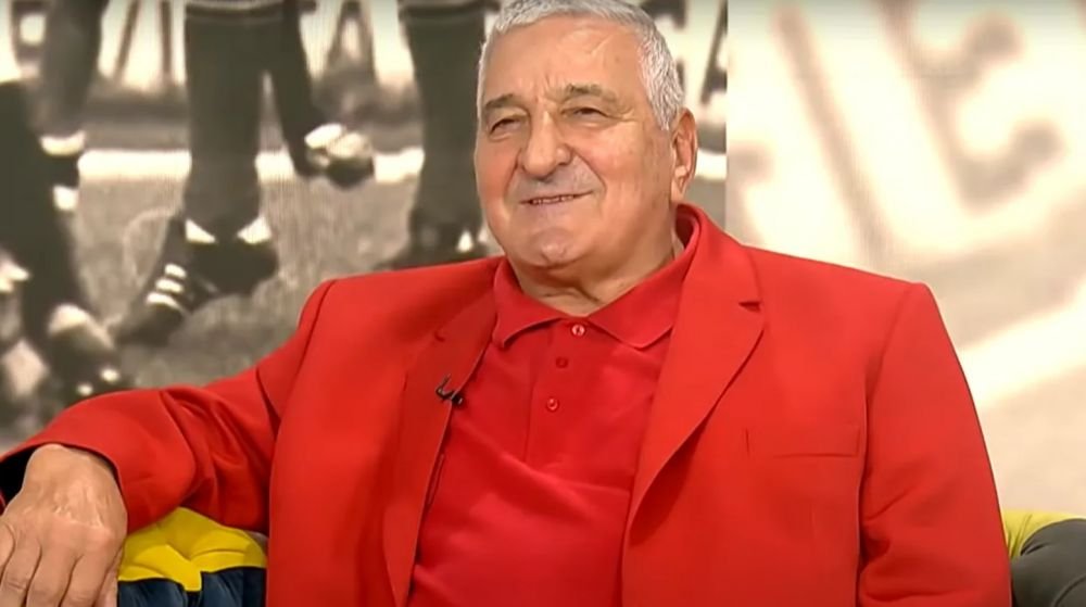 Rică Răducanu și-a deschis terasă la mare. Cât costă să mănânci la masa fostului portar