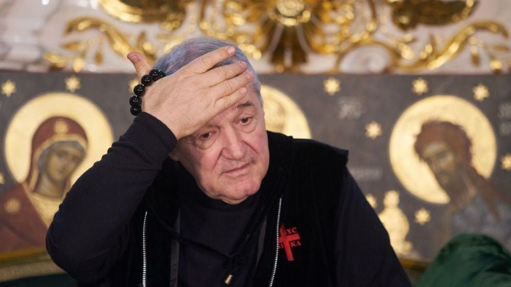 Gigi Becali șochează din nou! Își face loc de veci la noul palat. Mitică Dragomir: Poate să își facă orice pe pământul lui