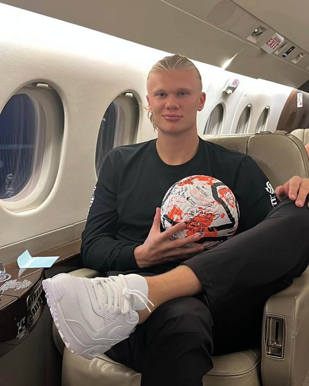 Manchester City îi oferă lui Erling Haaland 34 de milioane de euro pe an