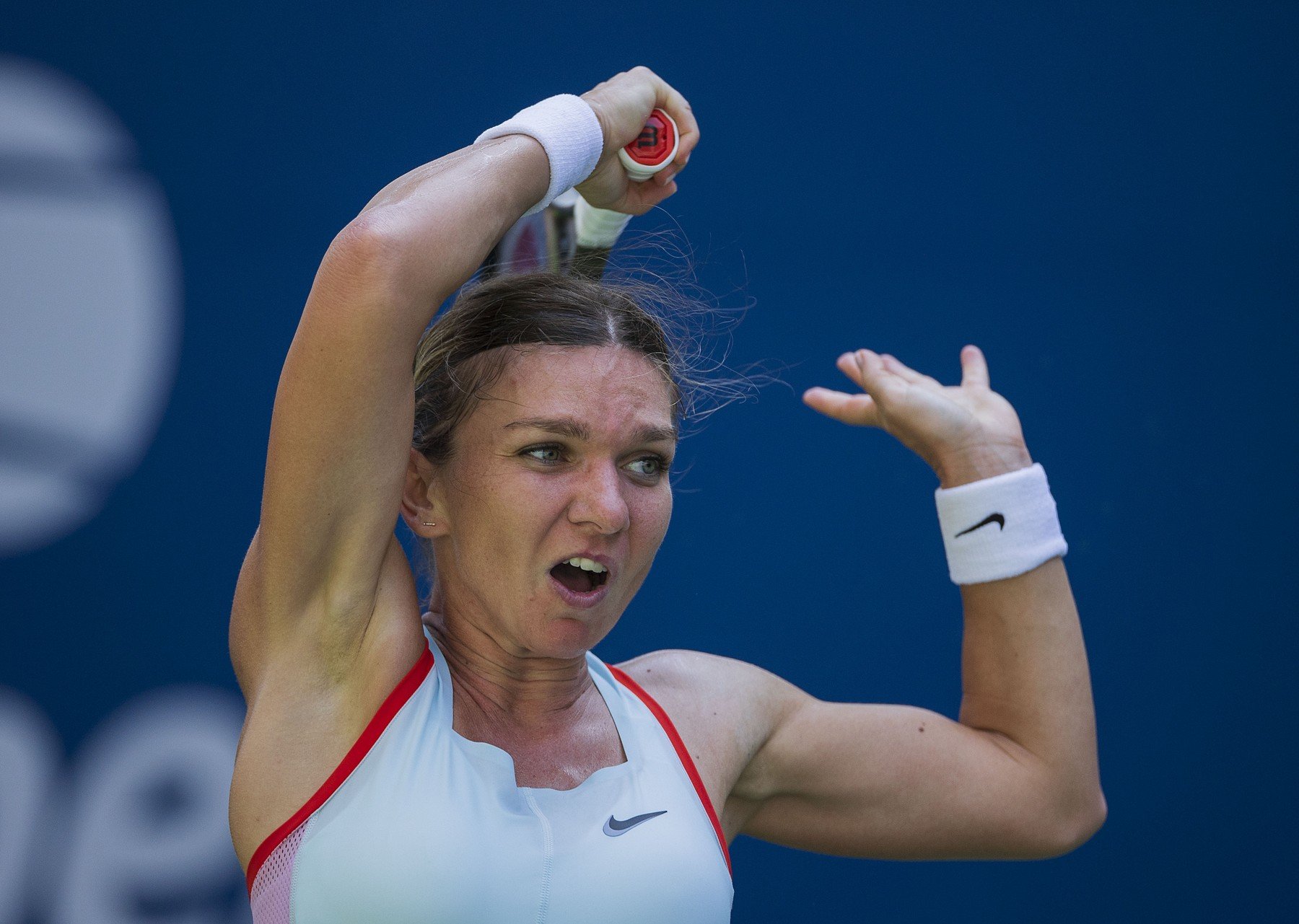 1,7 milioane de dolari pe an pentru Simona Halep! Sportiva se îmbogățește în timp ce e suspendată din tenis
