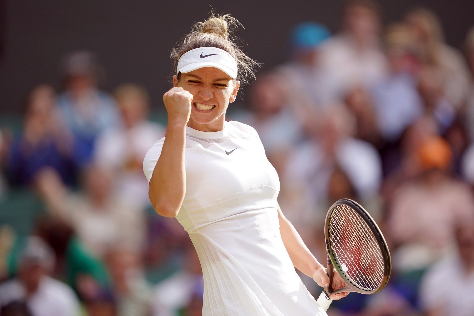 Atac grotesc la Simona Halep după decizia TAS: „S-a dopat! Nu a fost exonerată de acuzații! Nu este nicio victorie”
