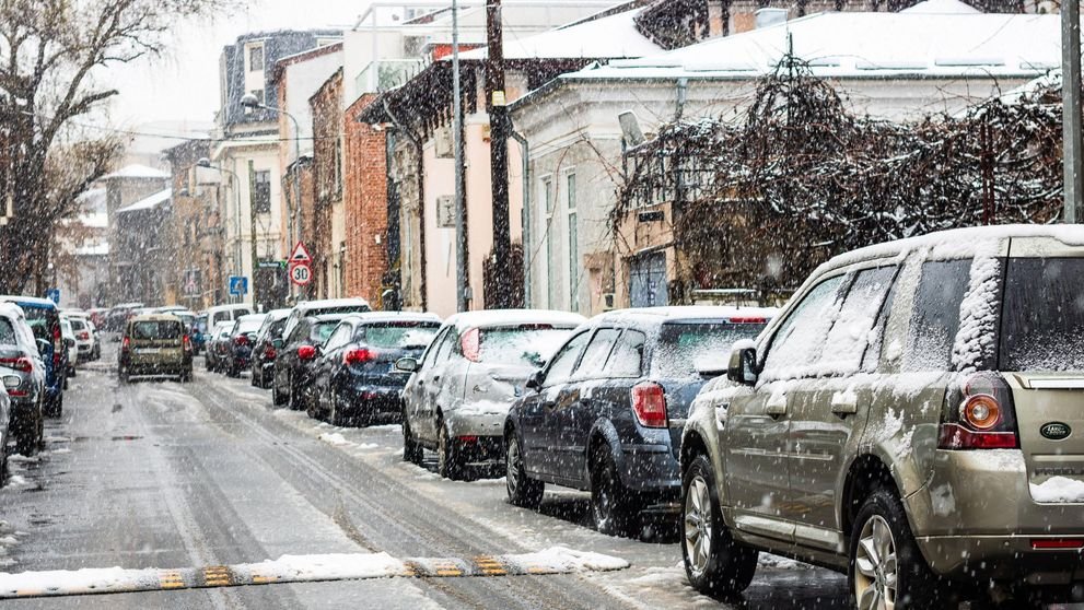 Anunțul meteorologilor: Vin din nou ninsorile! În ce zone din țară vor cădea fulgi de zăpadă