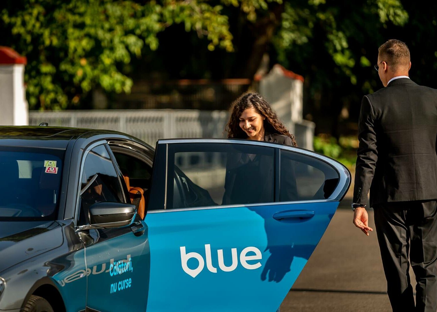(P) Cum Blue redefinește experiența de ridesharing